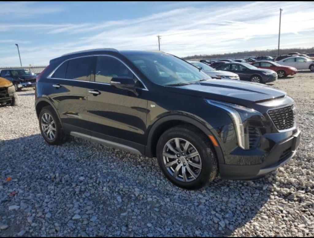 2022 Cadillac XT4 Premium Luxury's photo